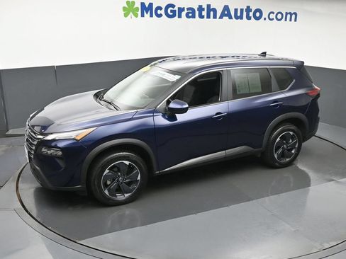 Used 2025 Nissan Rogue SV AWD/4WD image 22