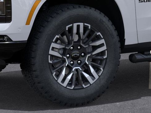 New 2026 Chevrolet Suburban Z71 w/ Comfort Package image 12