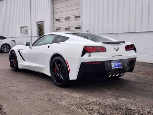 Used 2019 Chevrolet Corvette Stingray Coupe w/ Battery Protection Package RWD image 3