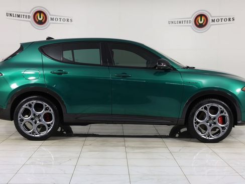 Used 2024 Alfa Romeo Tonale Veloce w/ Active Assist Package AWD/4WD image 2