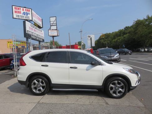 Used 2015 Honda CR-V LX image 8