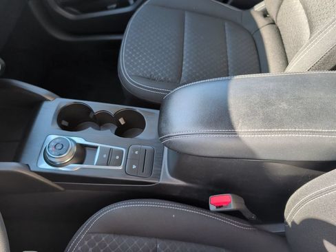 Used 2025 Ford Escape Active AWD/4WD image 25