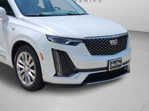 Used 2021 Cadillac XT6 Premium Luxury FWD image 35