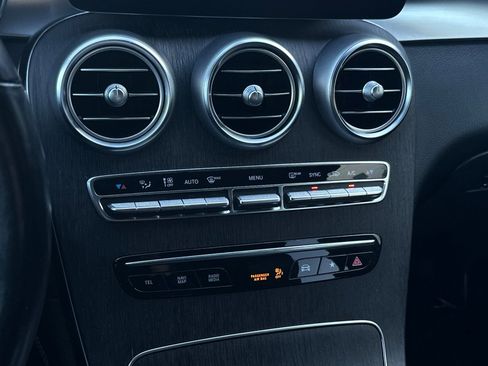 Certified 2021 Mercedes-Benz GLC 300 GLC 300 image 18