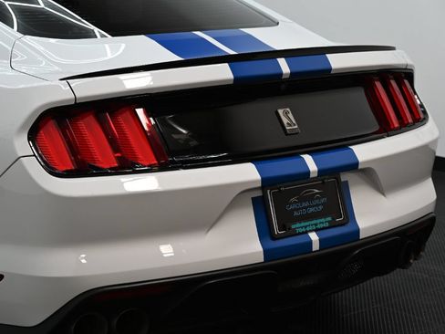 Used 2016 Ford Mustang Shelby GT350 w/ Technology Package RWD image 14