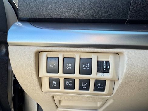 Used 2016 Subaru Outback 2.5i Limited image 22