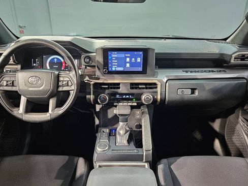 Used 2024 Toyota Tacoma SR5 image 10