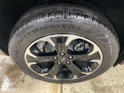 New 2026 Chevrolet Equinox LT w/ Convenience Package II image 16