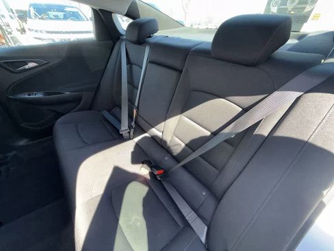 Used 2024 Chevrolet Malibu LT image 13