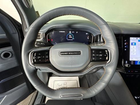 Certified 2024 Jeep Grand Wagoneer Series III w/ Rear Seat Video Group 1 AWD/4WD image 10