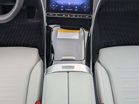 Used 2024 Mercedes-Benz C 300 Sedan image 18