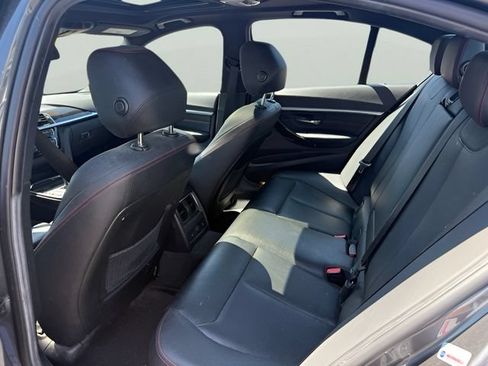 Used 2017 BMW 330i xDrive Sedan AWD/4WD image 12