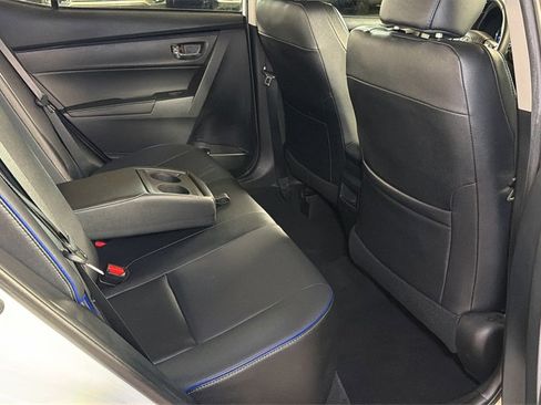 Used 2019 Toyota Corolla XSE image 12