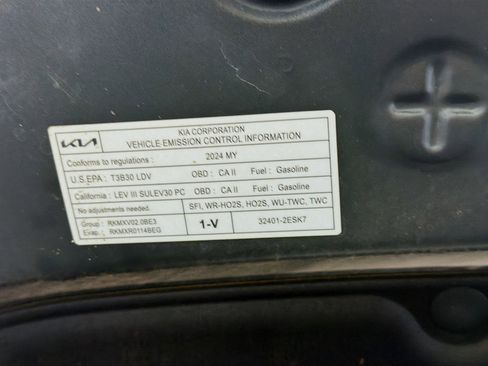 Used 2024 Kia Soul LX image 16