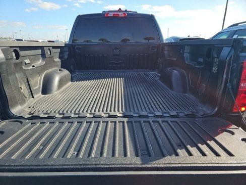 Used 2019 Chevrolet Silverado 1500 LT w/ All Star Edition image 17