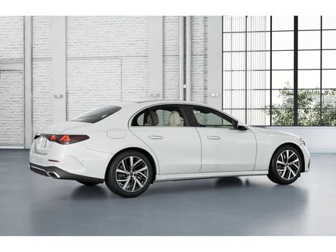 New 2026 Mercedes-Benz E 450 4MATIC Sedan image 19