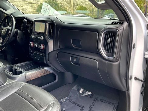 Certified 2022 GMC Sierra 3500 Denali w/ Denali Ultimate Package image 16