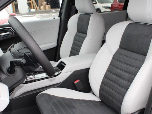 New 2026 Mitsubishi Outlander SE AWD/4WD image 17
