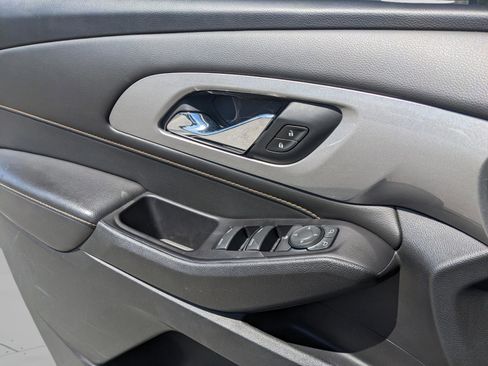 Used 2020 Chevrolet Traverse LS w/ LPO, Black Accent Package FWD image 20