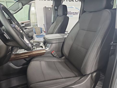 Used 2025 GMC Sierra 1500 Elevation AWD/4WD image 18