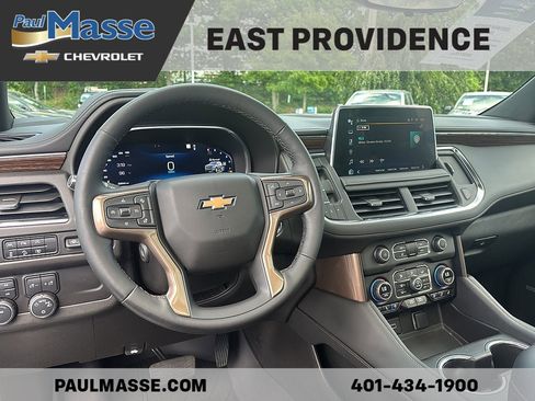 Used 2023 Chevrolet Tahoe High Country AWD/4WD image 14