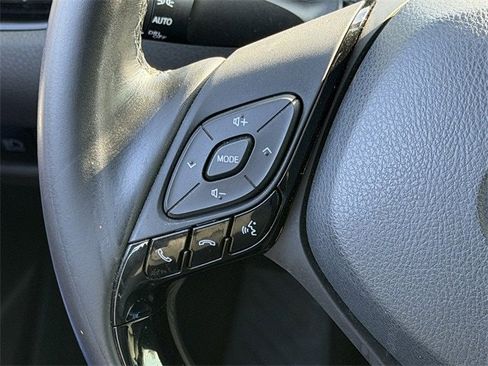 Used 2019 Toyota C-HR Limited image 14