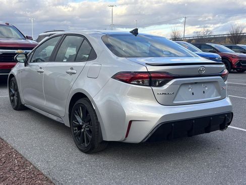 Used 2024 Toyota Corolla XSE image 3