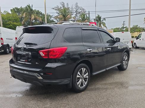 Used 2019 Nissan Pathfinder SL w/ Cargo Package FWD image 9