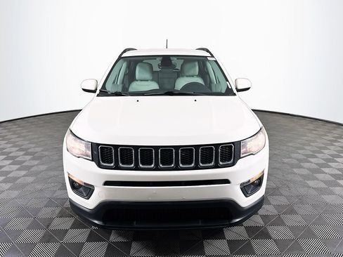 Used 2017 Jeep Compass Latitude w/ Popular Equipment Group image 2