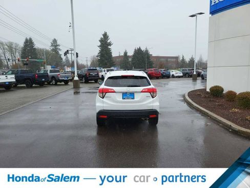 Used 2020 Honda HR-V EX image 5