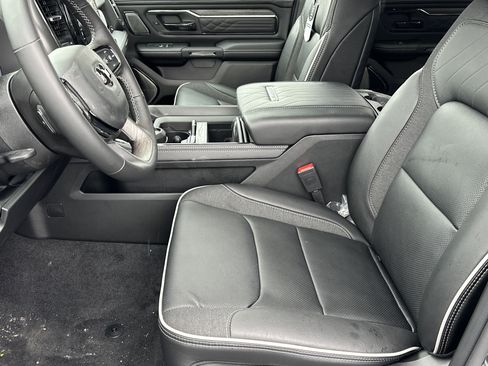 New 2026 RAM 4500 4x4 Crew Cab DRW image 10