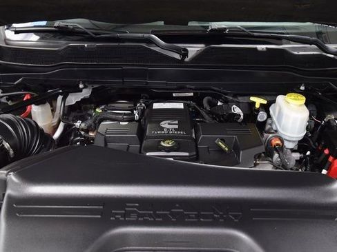 Used 2022 RAM 5500 Laramie image 23