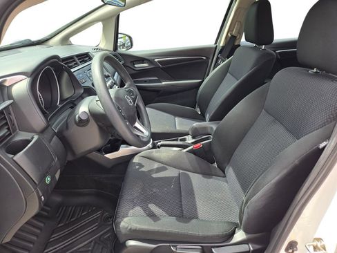 Used 2019 Honda Fit LX image 19