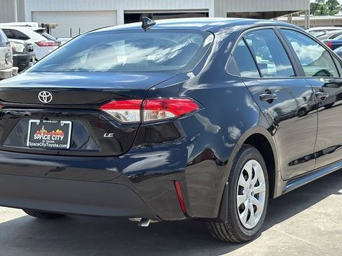 New 2026 Toyota Corolla LE FWD image 5