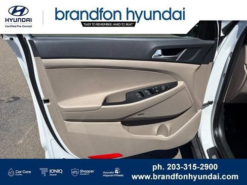 Used 2021 Hyundai Tucson Limited w/ Cargo Package AWD/4WD image 11
