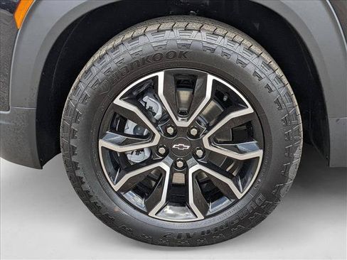 New 2025 Chevrolet TrailBlazer ACTIV w/ Convenience Package FWD image 9