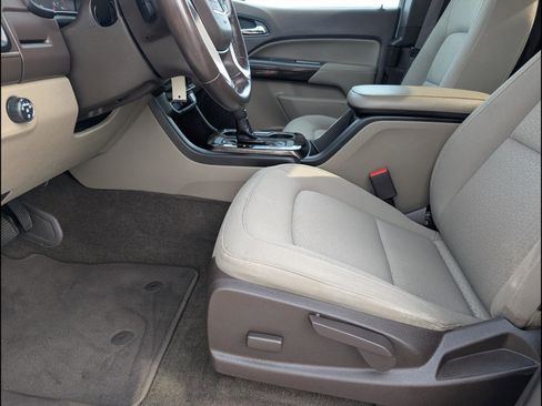 Used 2016 GMC Canyon SLE w/ SLE Convenience Package image 11