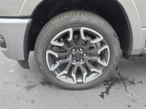 New 2025 RAM 1500 Limited image 9