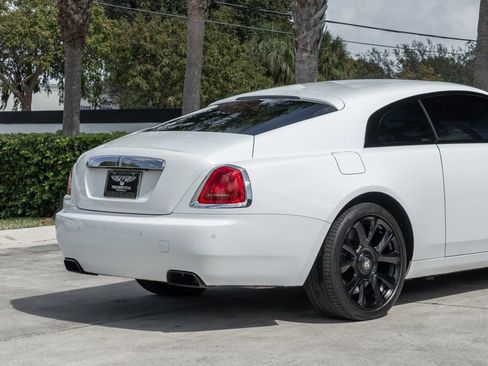 Used 2019 Rolls-Royce Wraith image 7