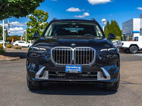 Used 2024 BMW X7 xDrive40i AWD/4WD image 6
