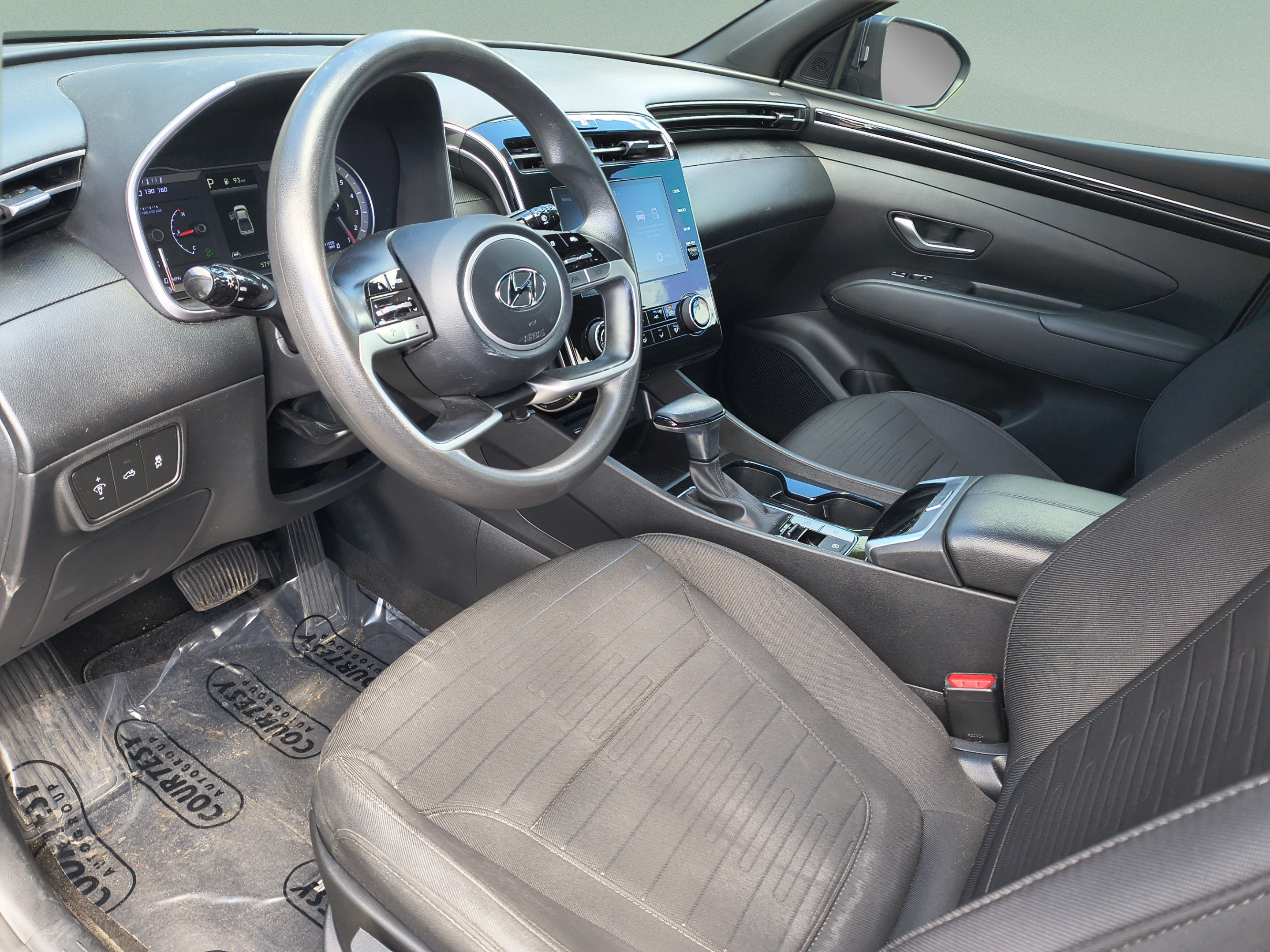 Certified 2023 Hyundai Santa Cruz SE FWD image 16