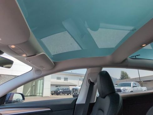 Used 2023 Tesla Model 3 Performance AWD/4WD image 30