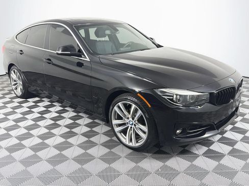 Used 2018 BMW 330i Gran Turismo xDrive AWD/4WD image 27