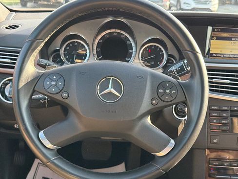 Used 2012 Mercedes-Benz E 350 4MATIC Sedan image 18