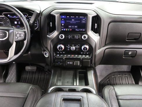 Used 2022 GMC Sierra 2500 Denali AWD/4WD image 7