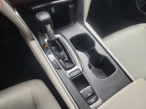 Used 2019 Honda Accord LX image 26