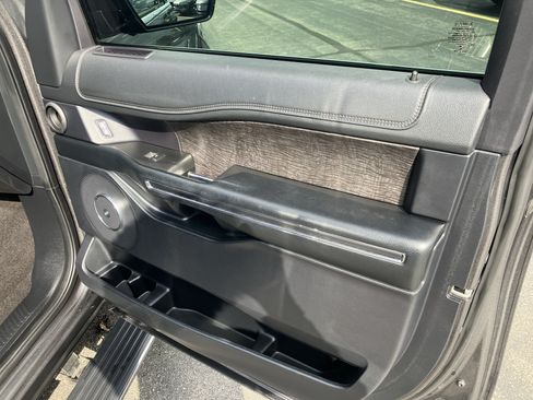 Certified 2021 Ford Expedition Limited AWD/4WD image 15