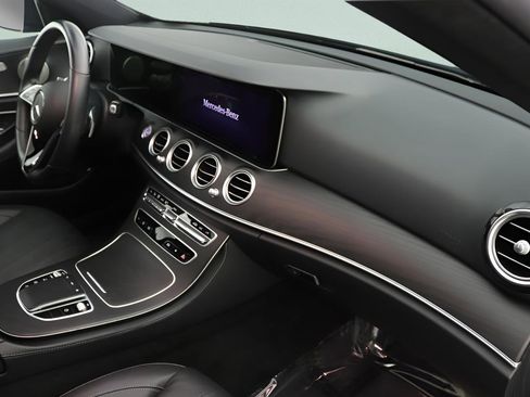 Certified 2022 Mercedes-Benz E 350 Sedan image 22