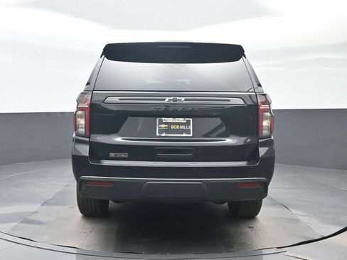 Used 2021 Chevrolet Tahoe Z71 w/ Z71 Off-Road Package AWD/4WD image 5