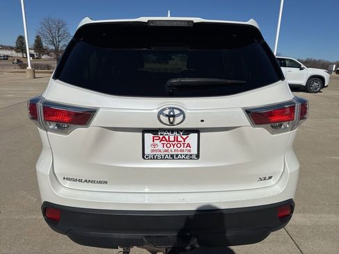 Used 2014 Toyota Highlander XLE image 4